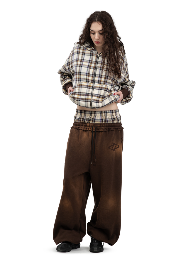 Komplettset Umkehrbares Sweatshirt und Hose Trashed & Crushed Brown