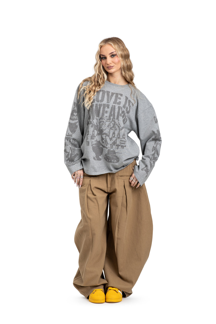 GRAY LOVE LONGSLEEVE